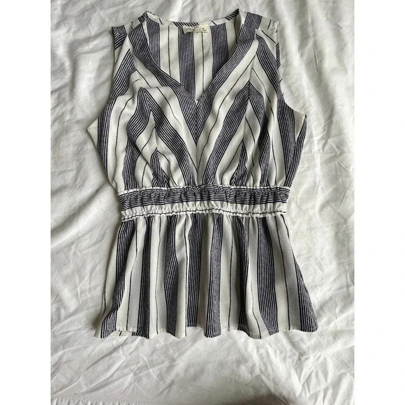 Monteau Peplum Sleeveless Top Size Medium White And Blue - Picture 3 of 7